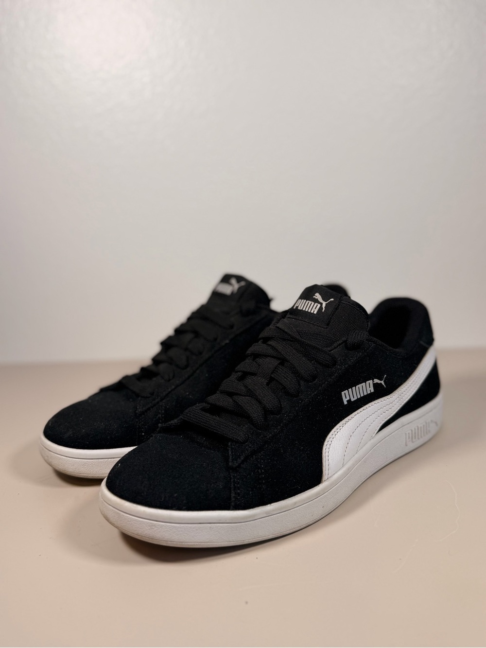 Puma Men’s Black and White Suede Low-Top Sneakers